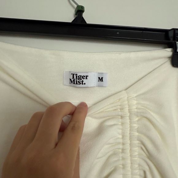 Tiger Mist Cream set never worn - Picture 3 of 5